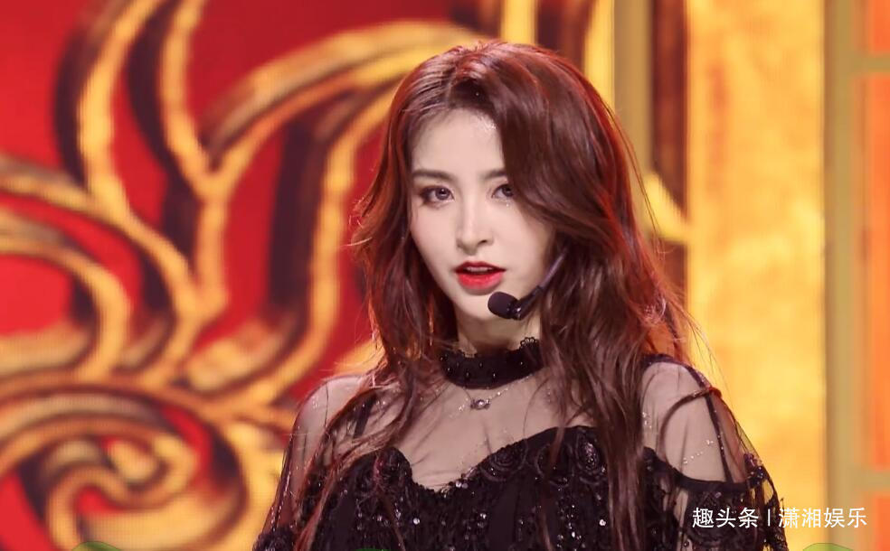  竞选C位|C位输给金子涵，长发造型被吐槽，刘雨昕雪上加霜