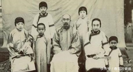 太监|晚清罕见老照片:老爷与1妻3妾合影,溥仪与太监“同框”!