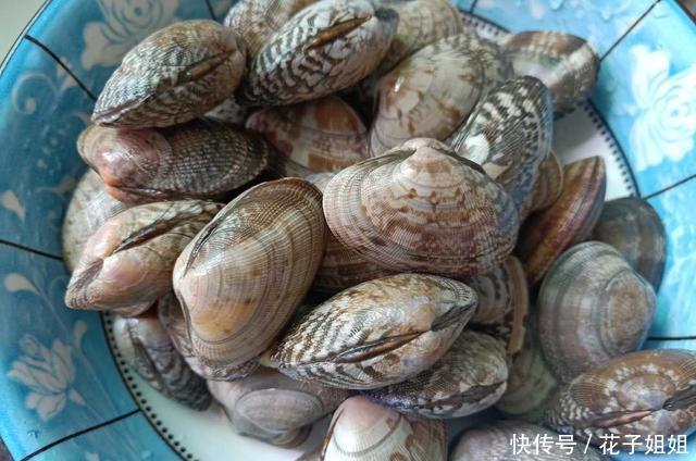  花甲|爆炒花甲是冷水下锅还是开水下锅，很多人都做错了难怪不好吃