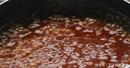  下饭|鸡腿菇不炒不凉拌，学会新吃法，好吃又下饭，上桌汤汁都不剩！