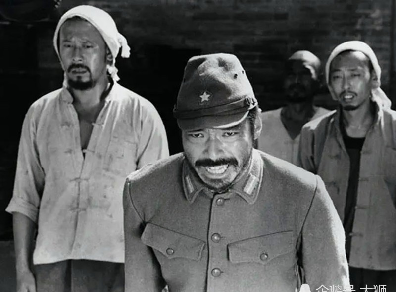 投降|抗战胜利后,一群不愿投降的日军想要逃回国,结果全成了乞丐