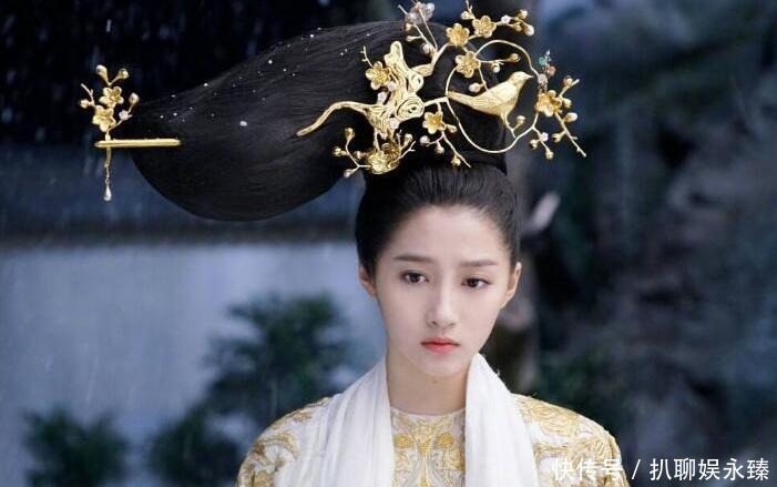 姑父|皇帝召姑姑问话，次日宫中多一位宠妃，姑父怒斥：此仇不报非男儿