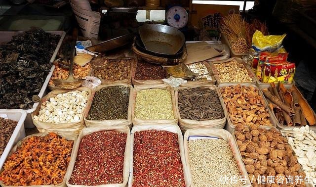 用量|香料之间相生相克的秘密,找对搭档和用量方能更好出香