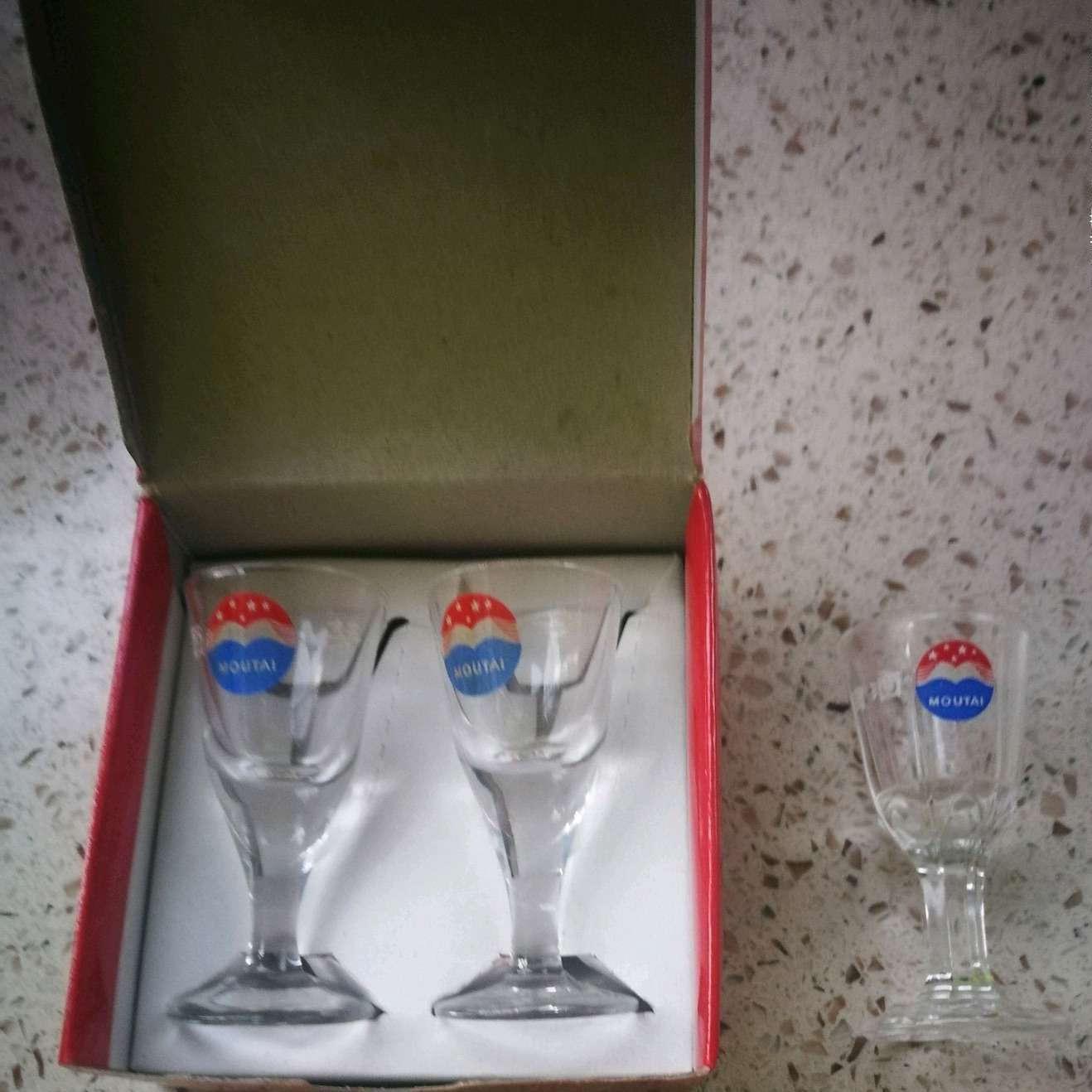 作用|茅台酒自带2个小酒杯,作用不是一般的大,如果只用来饮酒就错了