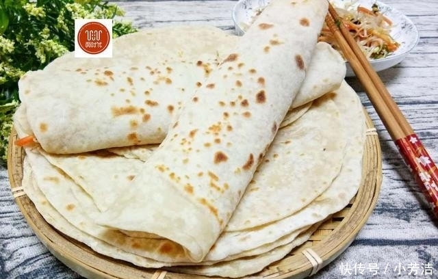 家常|家常烙饼最简单的方法,多加这一步,又软又薄,一分钟烙一张!
