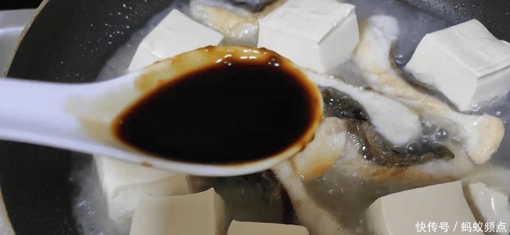 绝配|鱼肉和它是绝配,秋天多做给孩子吃,促进钙吸收,孩子补钙长高个