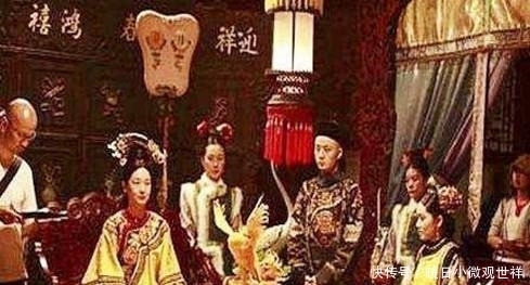 慈禧听|慈禧60岁生日, 秀才送她一副16字寿联, 慈禧听完后大怒: 斩首!