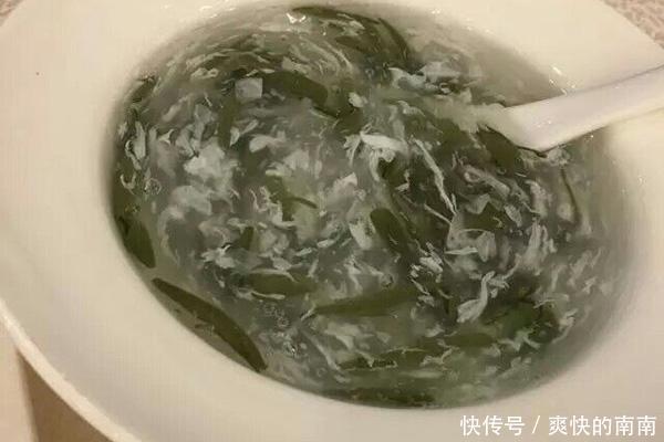 甲状腺|甲状腺长结节,跟什么原因有关?结节满足哪些特征,可能会癌变?