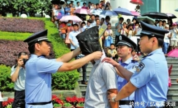 嫌疑人|为什么抓捕罪犯的时候要给罪犯戴头套？原因你能想到吗？