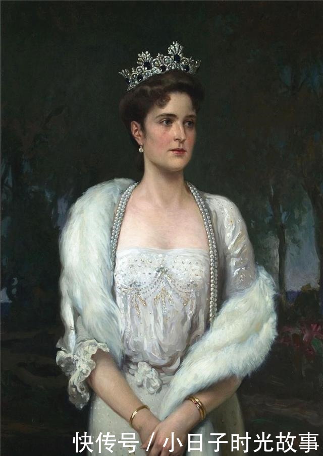 家中|人在家中坐，皇位天上来默默无闻的傀儡却开创出一个伟大的王朝