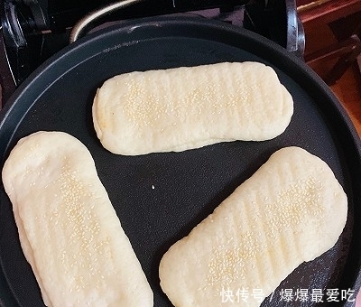  料理|#全电厨王料理挑战赛热力开战！#半发面芝麻烧饼