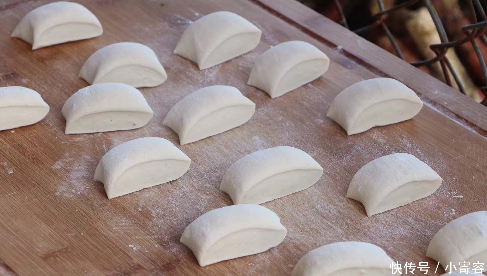 做法|最爱的包子做法,比酵母的好吃,比碱的松软,出锅一顿吃6个