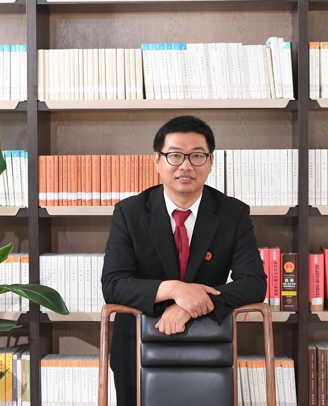 藏不住|藏不住了！法院人的军姿飒爽！