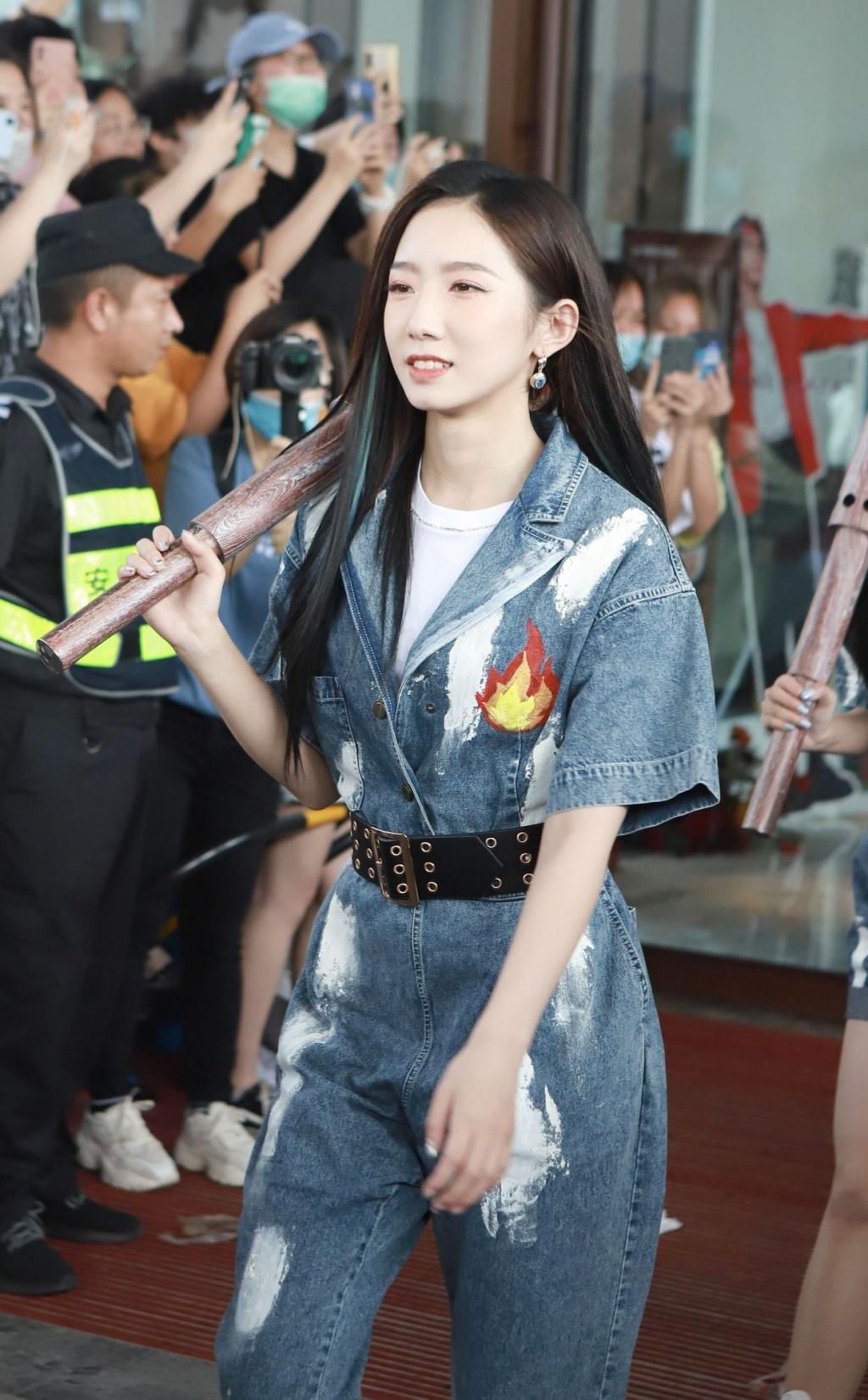 女歌手|华语女歌手影响力榜,孟美岐升至第二,陈卓璇成硬糖少女唯一排面