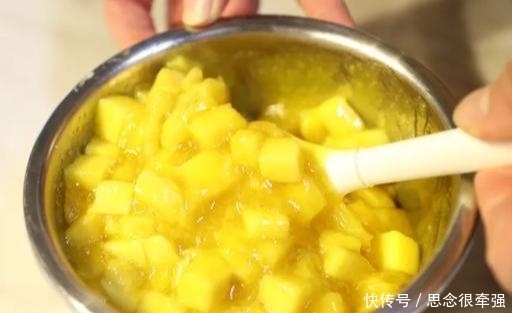 吉利丁块|甜品界的“新贵”!征服无数吃货的芒果香草蛋糕,一口甜到你心坎