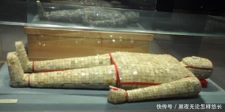 盗墓贼|这件金缕玉衣如此精致，为何盗墓贼只取金线，却留下了玉片