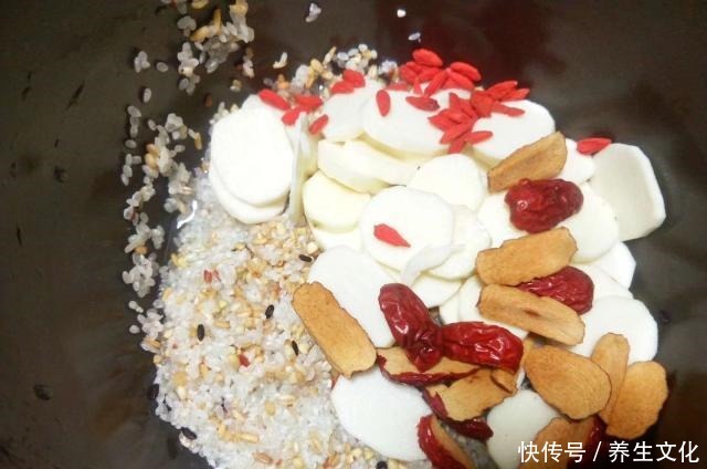 营养|二胎妈妈的不重样早餐,营养丰富、美味健康,太接地气了