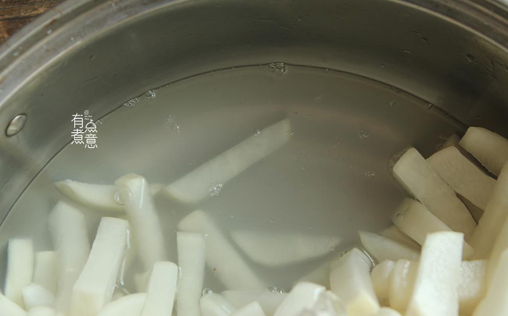 腌萝卜|消食这菜最在行,夏天我家要吃掉几十斤,脆爽又解腻,给肉都不换