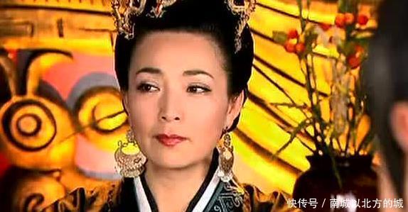 即位|中国史上第一位女皇不足1岁上位,即位当天就被废黜!