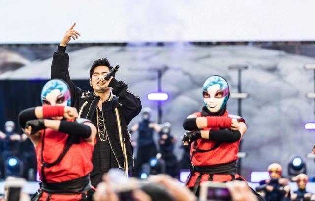 不懂事|周董要为王俊凯赋歌:《不懂事》!王俊凯LOL水平能打青训?