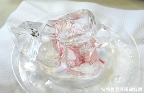 白色|自己冻的冰块是白的,为啥肯德基的却是透明的网友看了后原来如此