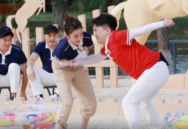 蔡徐坤|张大大一拳击倒祖儿,在蔡徐坤的眼睛里,我看到了两个字鄙视