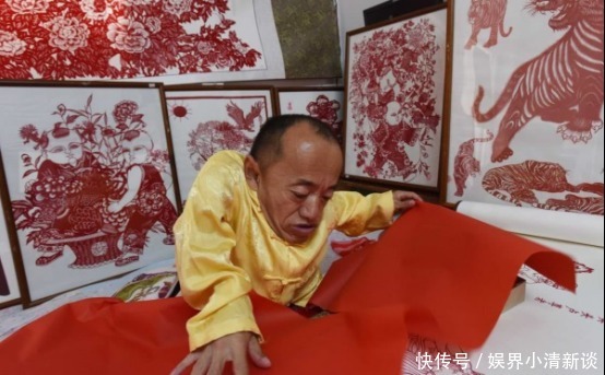 大叔|大叔身高不足70厘米,却找到漂亮女友结婚,现在他过得怎样?