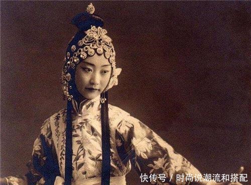 沾边|溥仪晚年被介绍相亲对象,只要女方跟这2个字沾边,他便坚决不娶