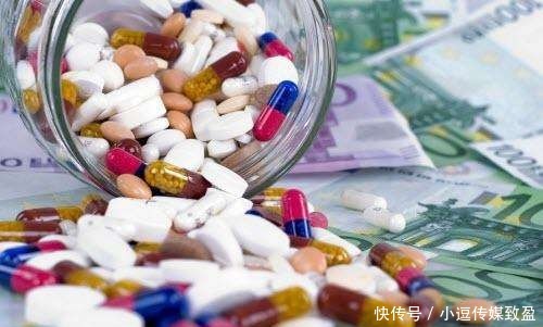 医生|这3个专业不能当医生,但就业前景广阔,考生填报志愿要谨慎