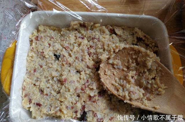 不用|不用破壁机,不用上蒸锅,教您做最简单的杂粮糕,营养好还管饱