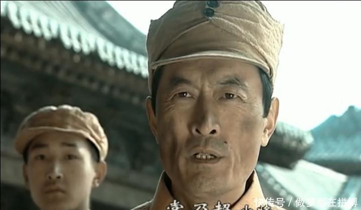 动作|亮剑中，常乃超身份暴露只是因为不擅跑步你注意到他的动作了吗！