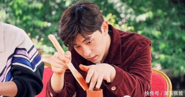  邓伦|《极限挑战》当邓伦欠节目组20块时有谁注意秦昊操作？团宠实锤了