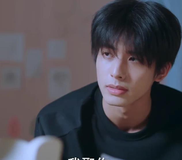 败给|凌霄向李尖尖3次求婚败给“艺术家”对小尖一句表白,贺子秋不服