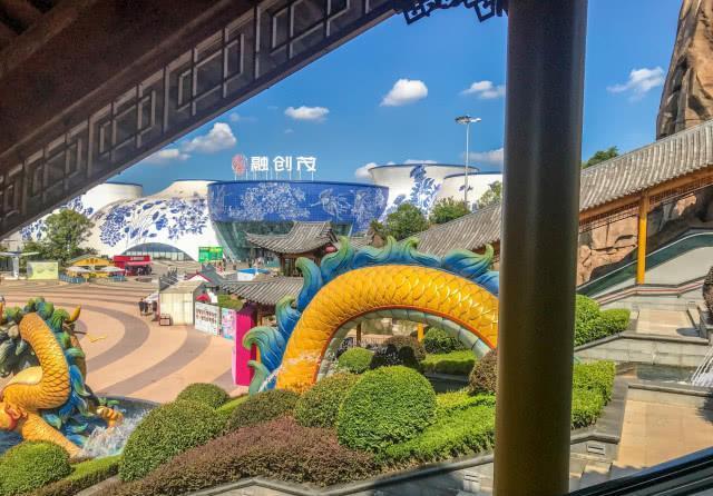 玩遍|最坑游乐园：免大门票项目却都单独收费，不买通票近千元才能玩遍
