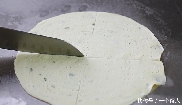 儿子|手抓饼做苹果派,简单又美味,儿子说:再也不用去必胜客了