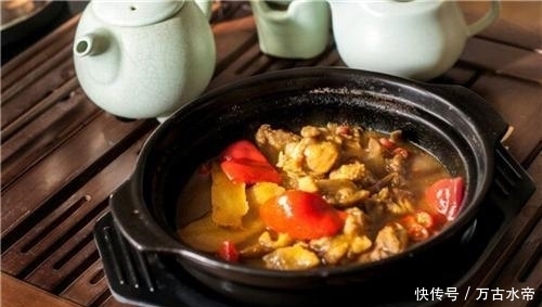 种食物|曾经中国餐饮“三大巨头之一”跌落神坛, 比全聚德还惨, 你吃过吗