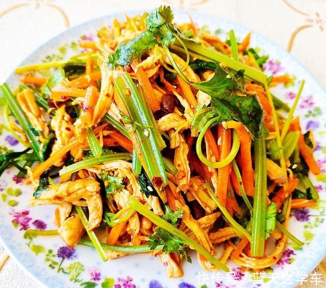  香辣|凉拌麻辣鸡丝，香辣爽口，超开胃