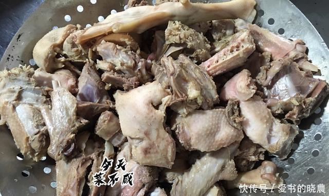 炖大鹅|为什么用铁锅炖大鹅来做美味这里有六种让软烂美味的方法