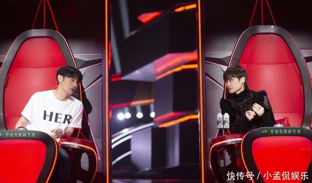 导师阵容|《好声音》李健抛梗没人接,李宇春格格不入,网友集体想念他!