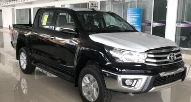  皮卡|丰田海拉克斯超级性价比皮卡 外观和内饰细节实拍 不输猛禽坦途