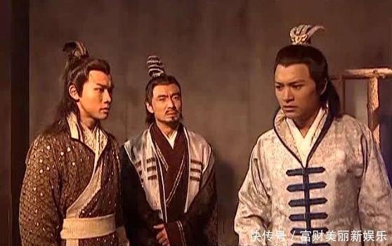  看病|秦琼生病卧床, 李世民差太医看病, 太医走后, 他大呼: 快把药倒掉