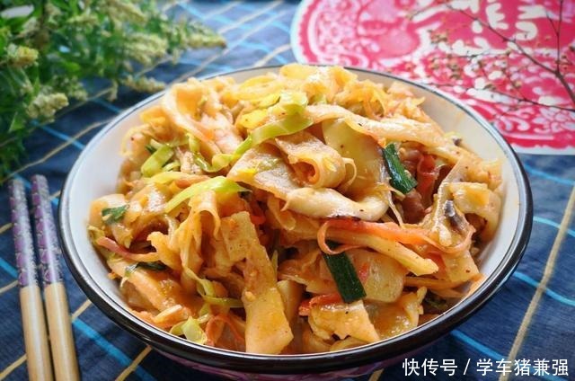 管理|现在小区封闭式管理,用这剩饭做了一顿晚餐,家人喜欢营养好!