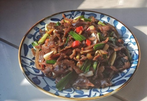 男人|男人都爱的下酒菜,成本也就10块钱,香辣脆嫩有嚼头,下酒真香