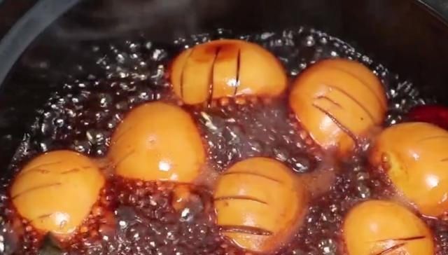 美味|鸡蛋不要煮着吃了,教你创新吃法,不加一滴水,营养美味,真解馋