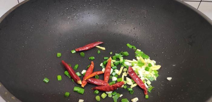 土豆片|青椒土豆片,怎么吃都不腻,简单又快手