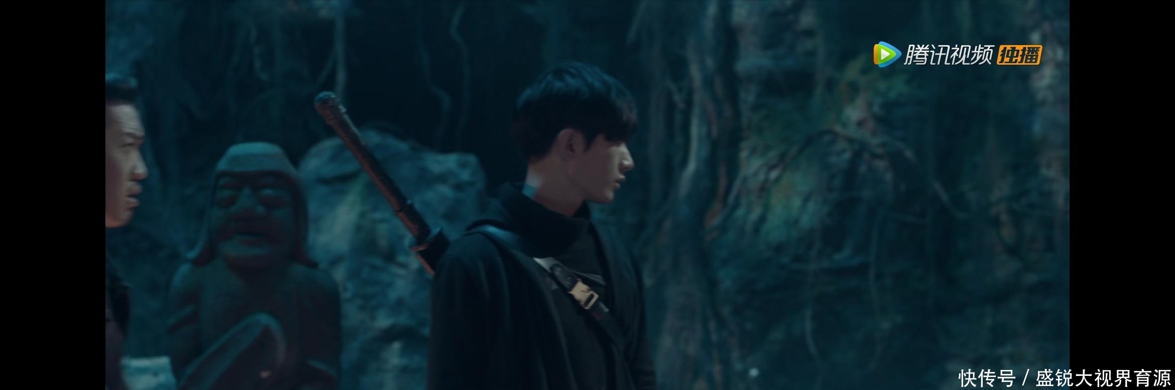  张起灵|《秦岭神树》上演阴兵借道，为什么不言骑将军能看到张起灵？