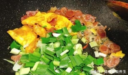 香肠|炒粉怎么做才好吃,轻松5步便搞定,好吃不油腻