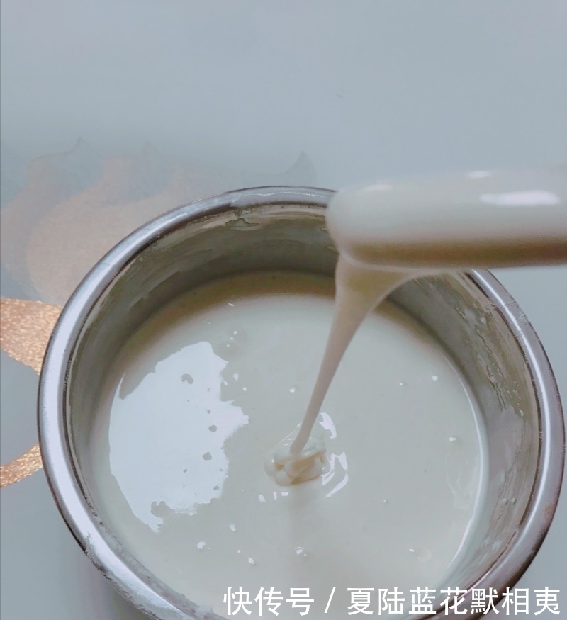 愉悦|午后一杯草莓酸奶糯米滋,心情超愉悦