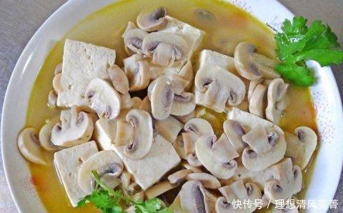  滑补|豆腐和此物一起煮，比鸡汤鲜，口感嫩滑补钙质，增强免疫力