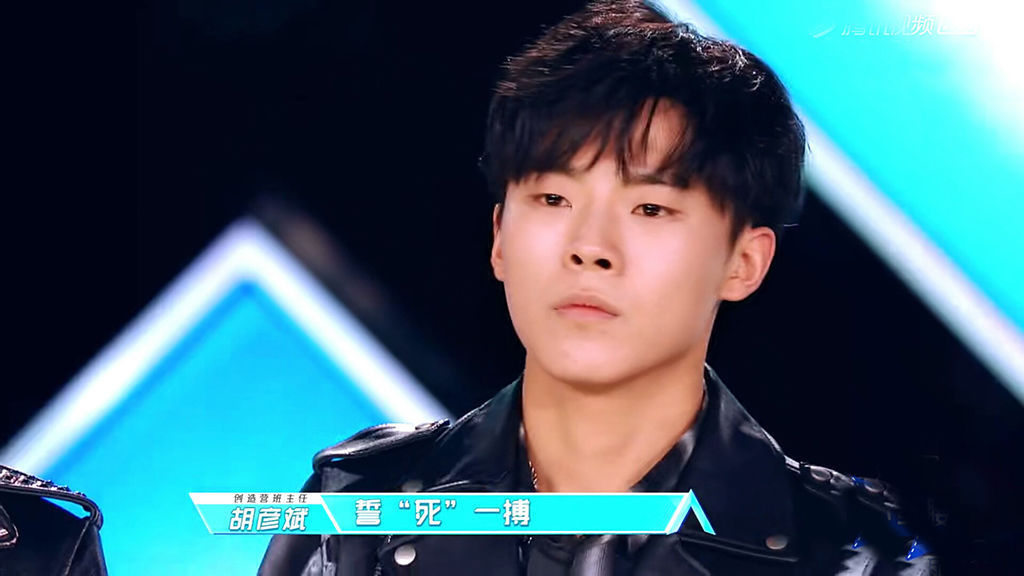 各大卫视|跨年晚会还有陪跑的某艺人参加彩排前被换掉,粉丝给我个理由